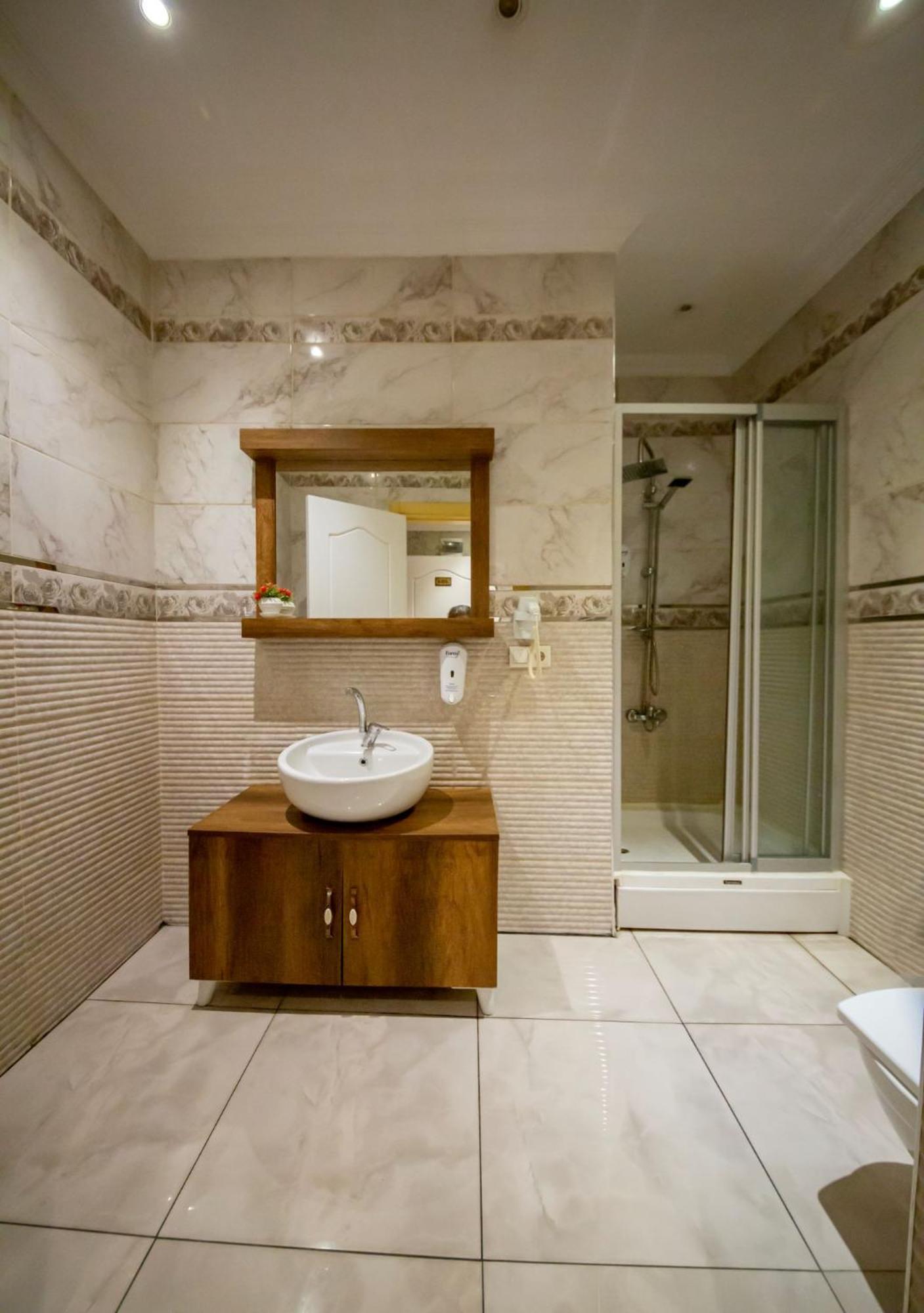 Royal Garden Suite And Hotel İstanbul Dış mekan fotoğraf